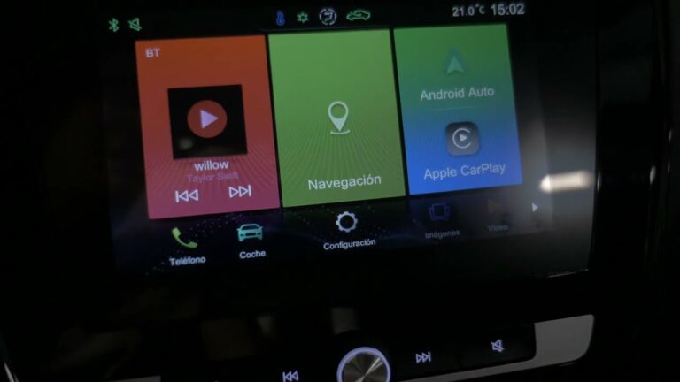 Mejorando la Seguridad Vial con Sistemas de Navegaci&oacute;n en Coches