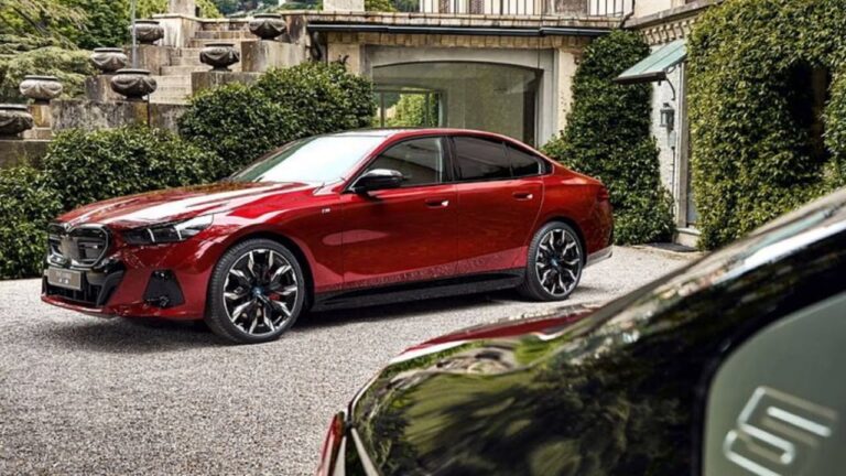 Faldones Laterales: Agrega un Toque Deportivo a Tu Veh&iacute;culo