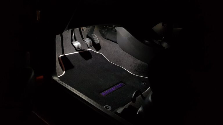 Transforma tu Auto: Gu&iacute;a de Personalizaci&oacute;n de Alfombrillas