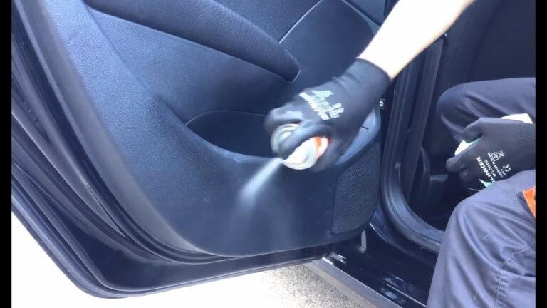 Beneficios de las alfombrillas resistentes al agua en veh&iacute;culos