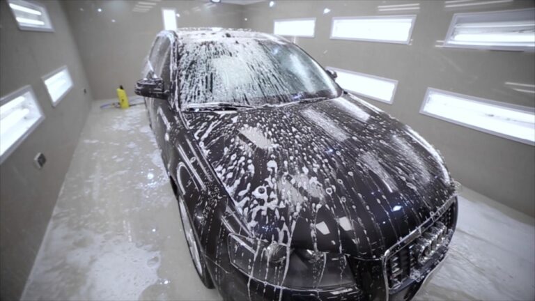 Gu&iacute;a Esencial para el Cuidado de Carrocer&iacute;as de Coches