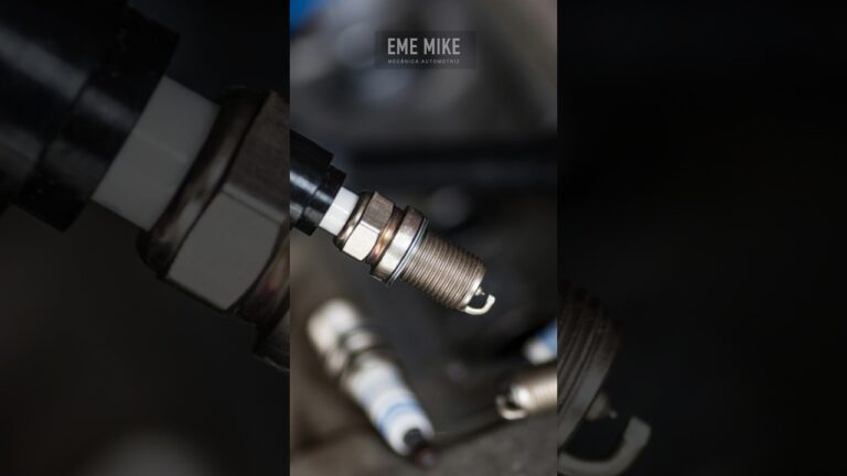 Gu&iacute;a R&aacute;pida para Cambiar Buj&iacute;as en el Motor de tu Coche