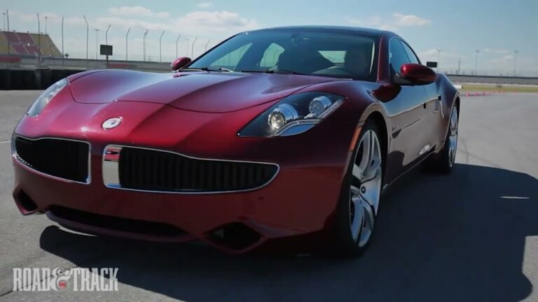 Estilos &Uacute;nicos en Carrocer&iacute;as de Coches Personalizadas